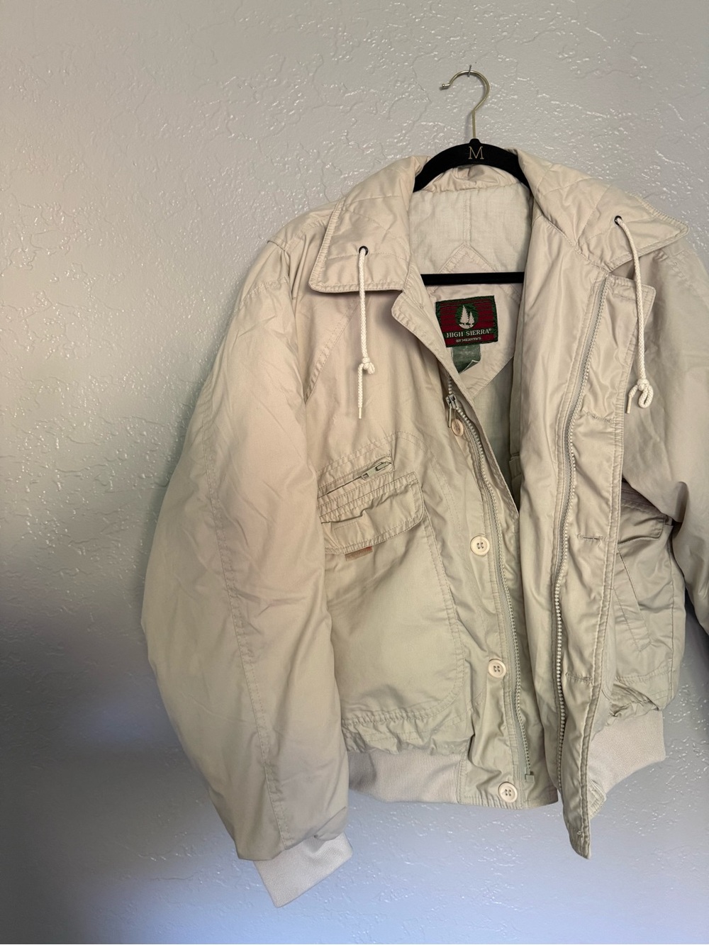 Vintage High Sierra Cream Hooded Jacket with Green & Red Logo